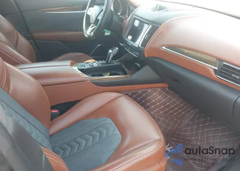 2019 Maserati Levante Granlusso из США, поврежденный, VIN ZN661XUL7KX323586